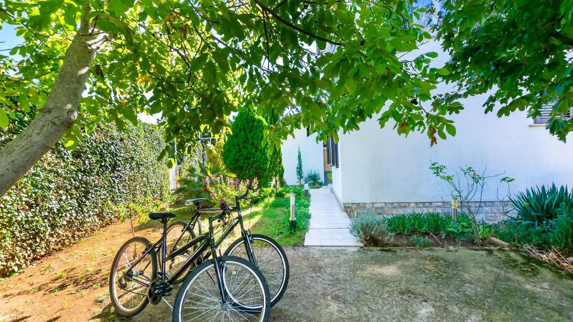 Apartment Vesna Pinezići