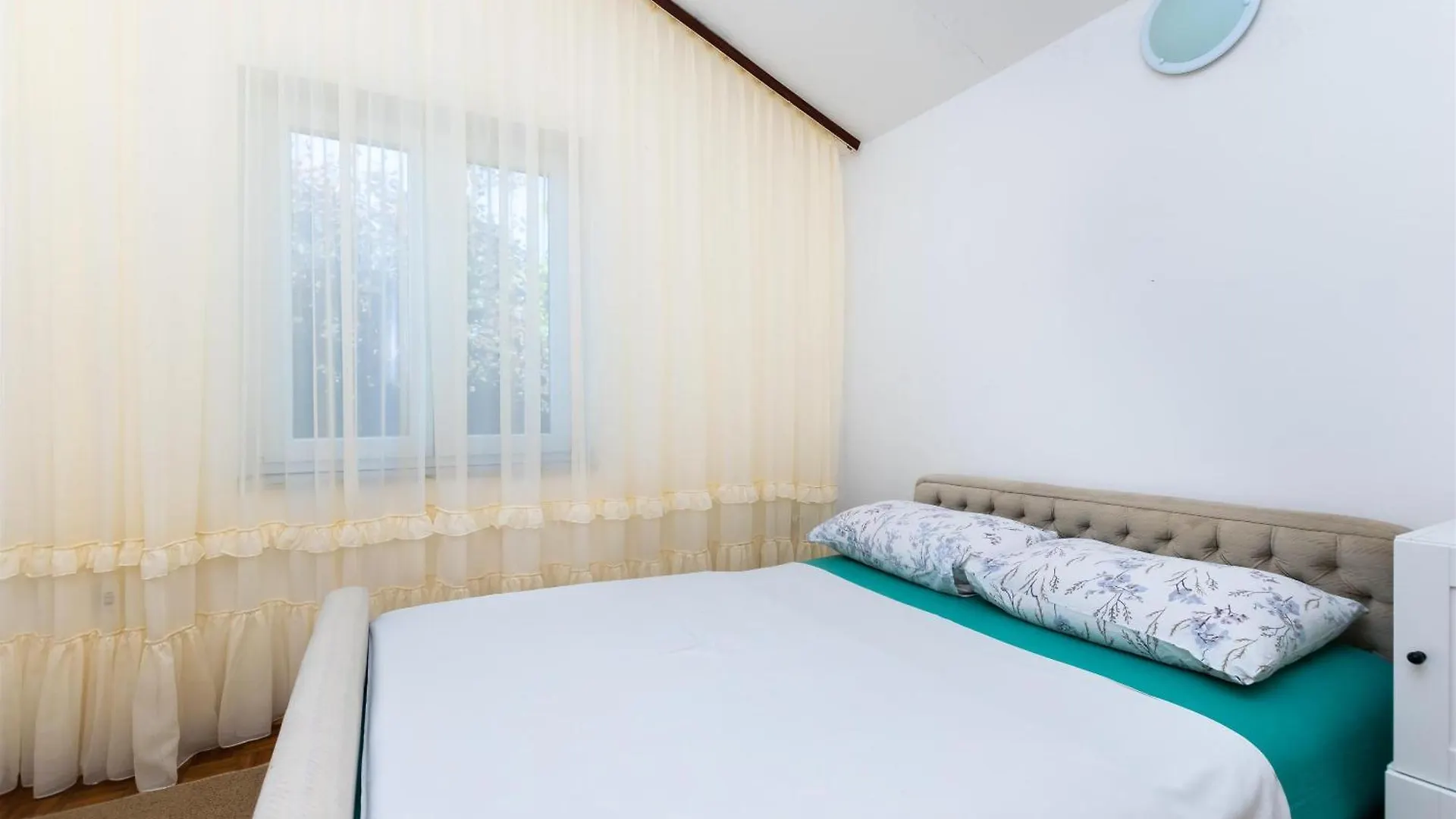 Apartment Vesna Pinezici